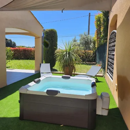 La Thomassine En Provence * Manosque